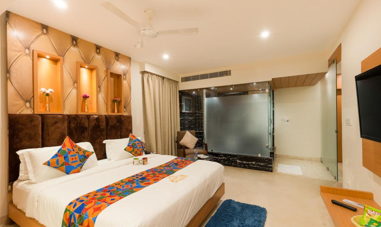 Kvr Capitol Suites Vijayawāda Zewnętrze zdjęcie